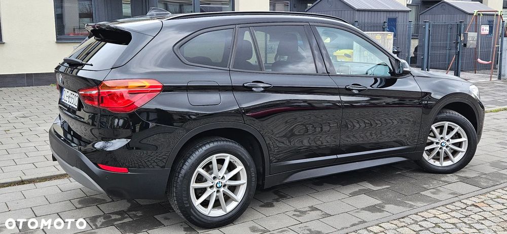 BMW X1 sDrive18i Advantage - 23