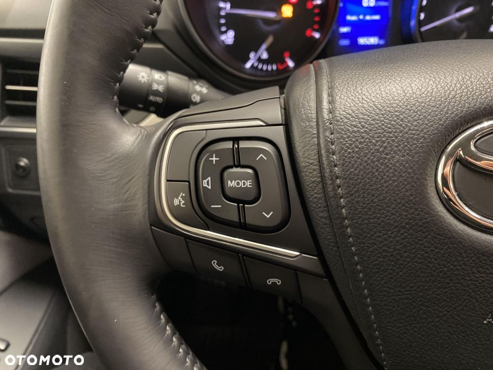 Toyota Avensis 2.0 D-4D Premium - 14