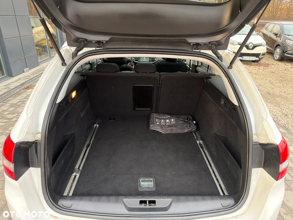 Peugeot 308 1.6 e-HDi Active S&S - 30