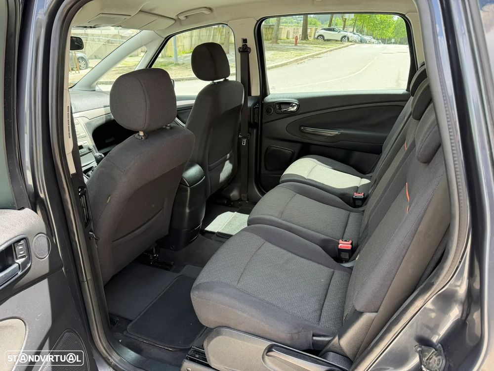 Ford S-Max 1.8 TDCi Titanium 7L - 10