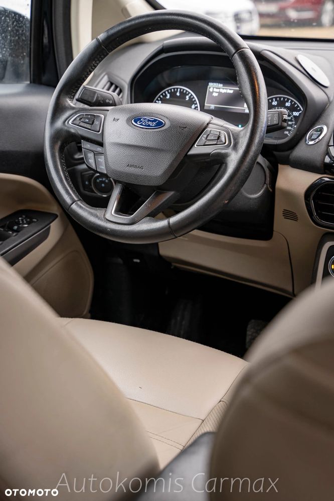 Ford EcoSport - 16