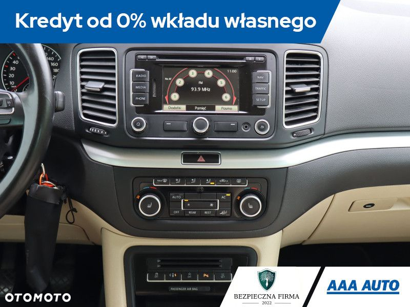 Volkswagen Sharan - 13