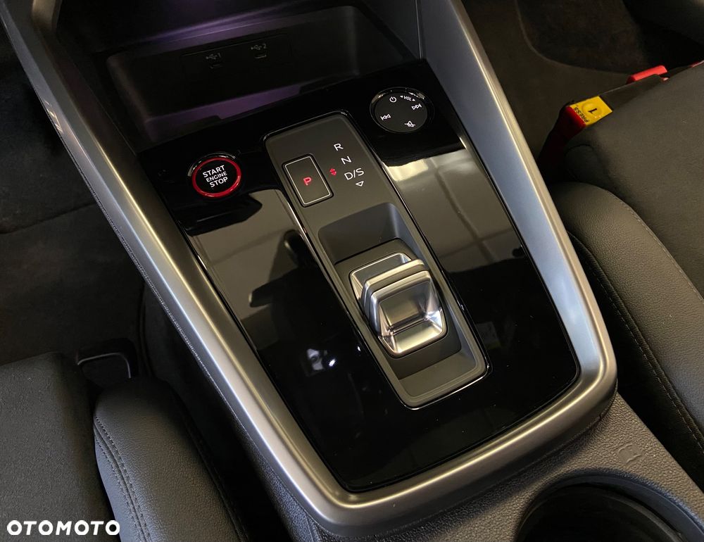 Audi RS3 Sportback - 18