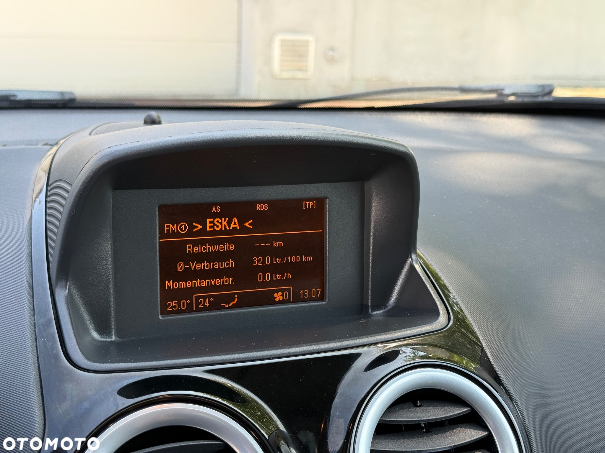 Opel Corsa 1.6 Turbo OPC - 22