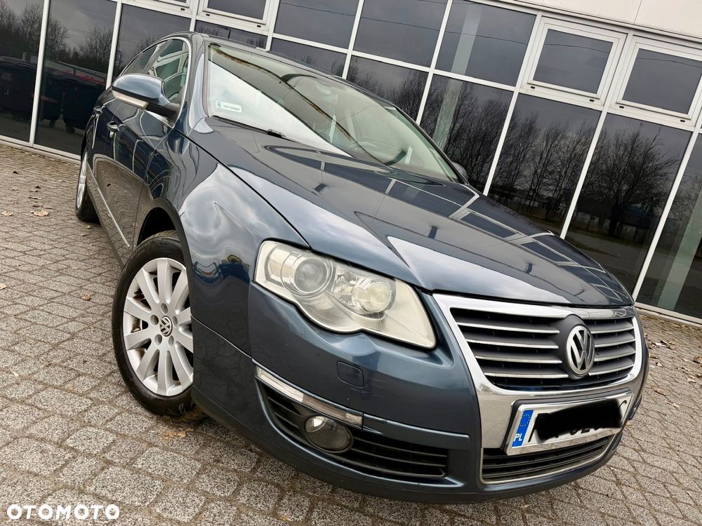 Volkswagen Passat - 2