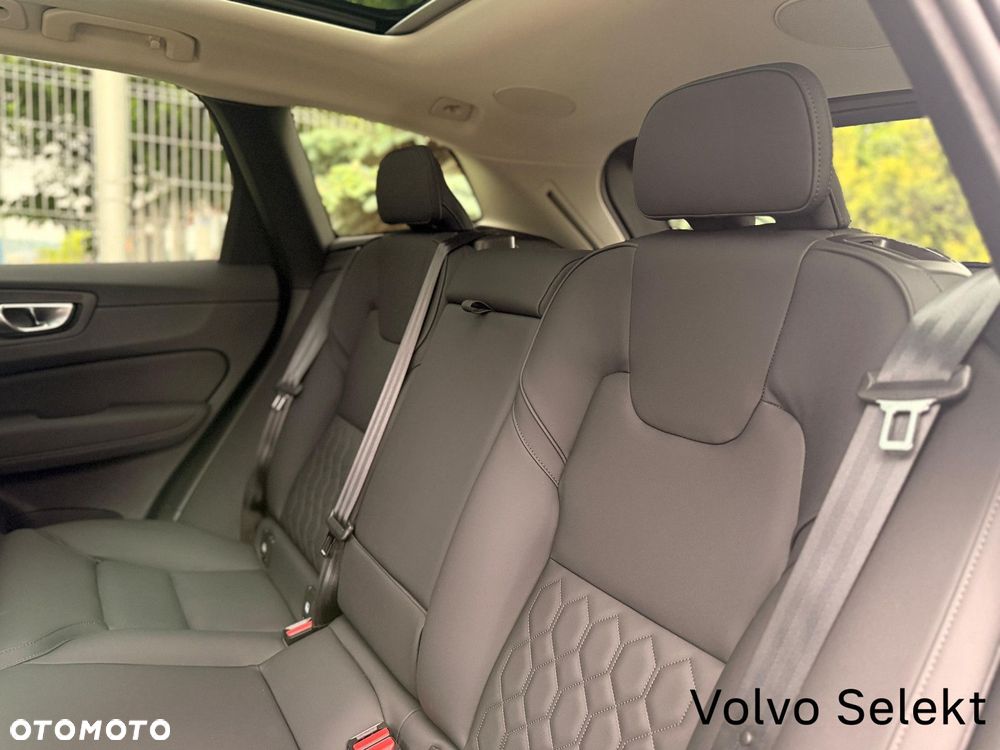 Volvo XC 60 - 32