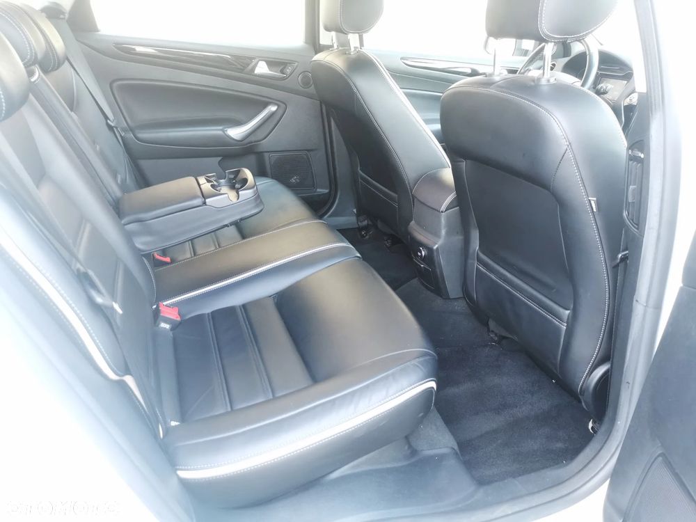 Ford Mondeo 2.2 TDCi Titanium X - 12