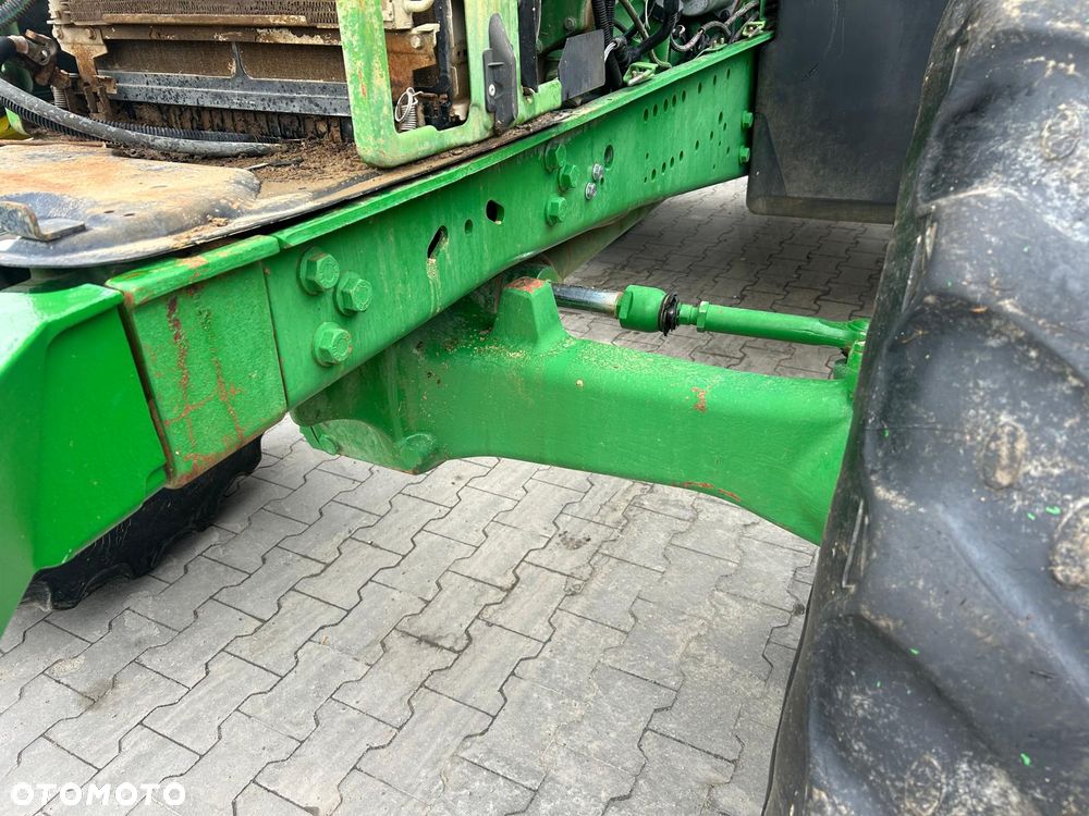 John Deere 6820 - 13