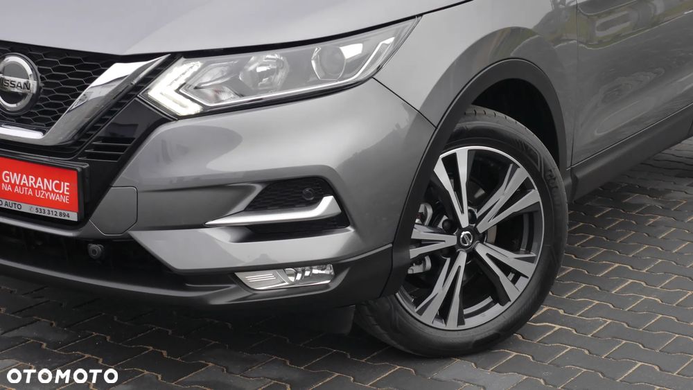 Nissan Qashqai 1.3 DIG-T AKARI - 2