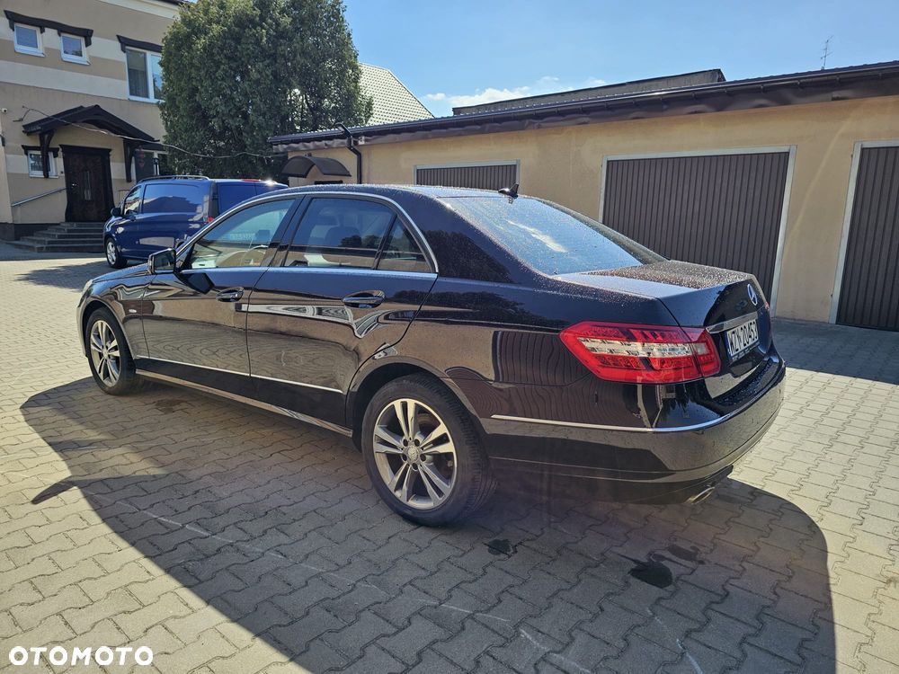 Mercedes-Benz Klasa E 350 CDI DPF 4Matic BlueEFFICIENCY 7G-TRONIC Avantgarde - 6