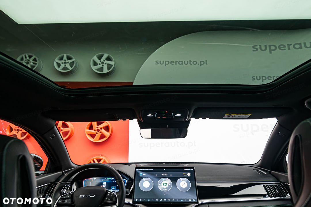 BYD Seal U - 18