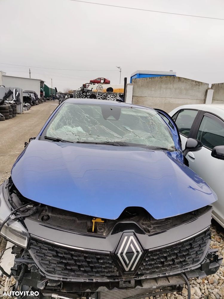 Dezmembrez Renault Clio V facelift an 2024