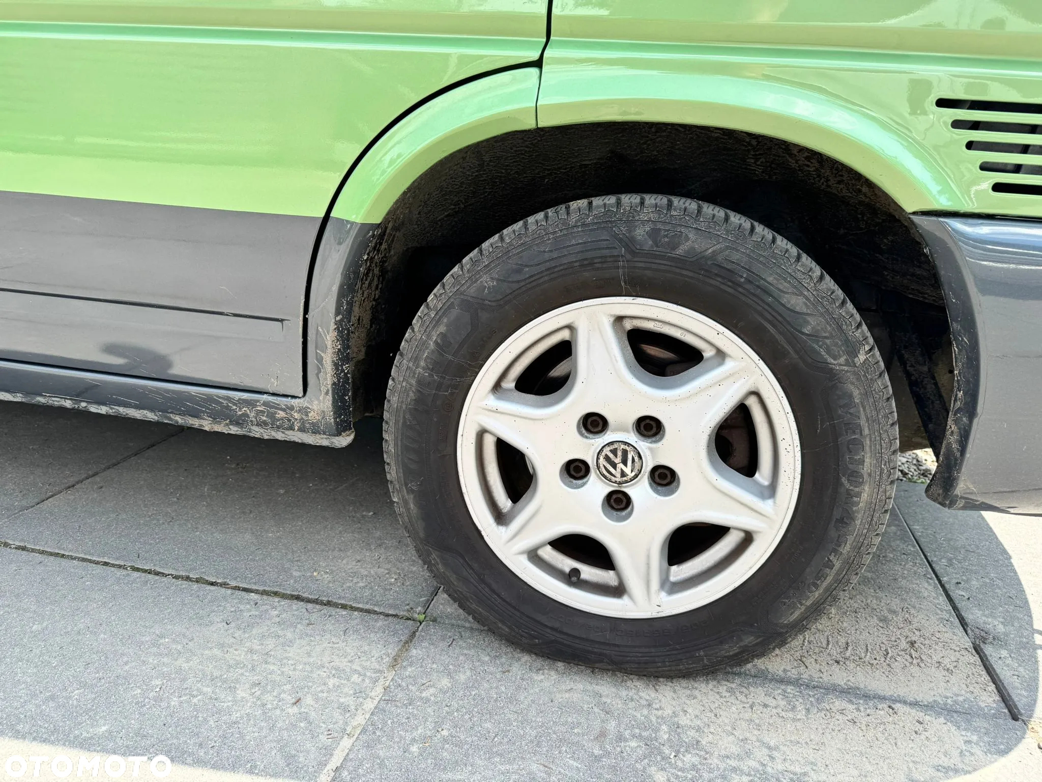 Volkswagen Multivan TDI - 11