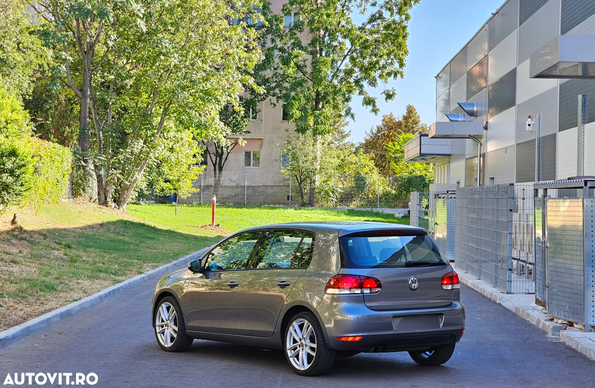Volkswagen Golf 1.4 TSI Highline - 23
