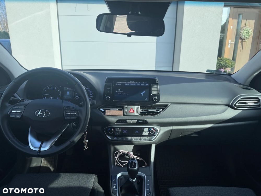 Hyundai i30 1.5 DPI Comfort - 14