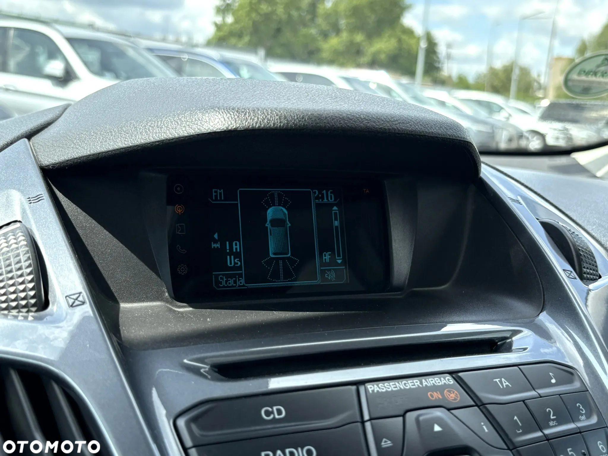 Ford Tourneo Connect 1.5 TDCi Titanium - 17