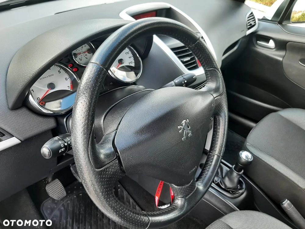 Peugeot 207 1.4 Presence - 20