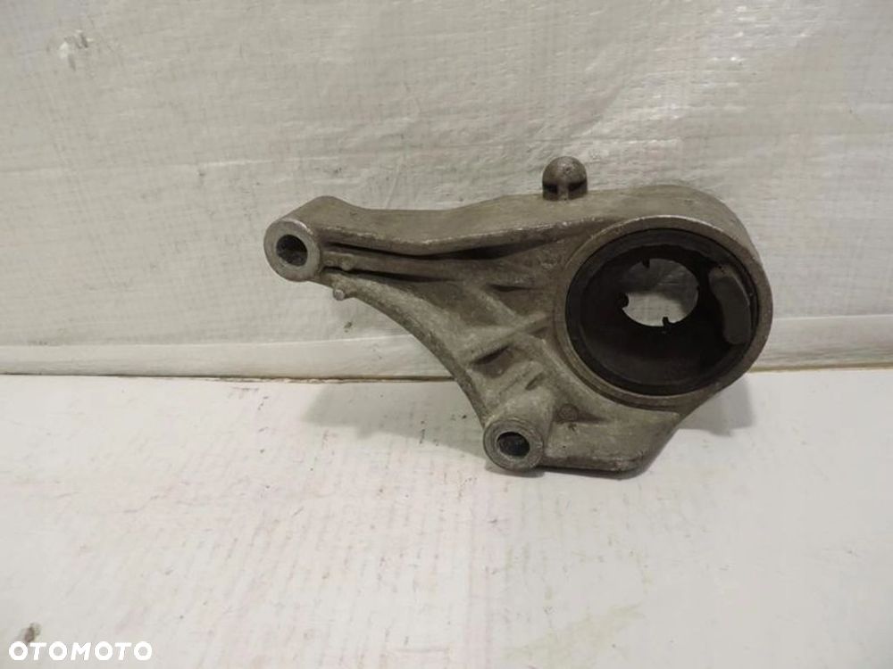 PODUSZKA ŁAPA SILNIKA OPEL MERIVA A 1,4 1,6 24416545 - 4