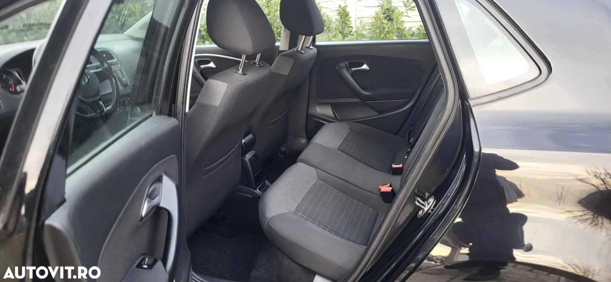 Volkswagen Polo - 14