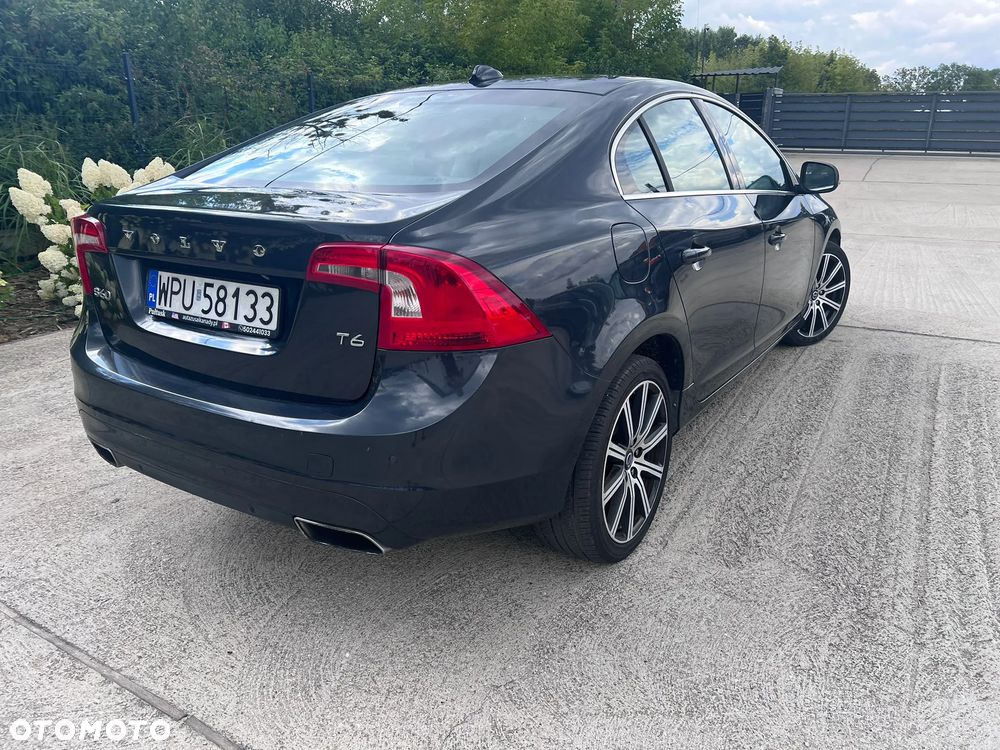 Volvo S60 - 3