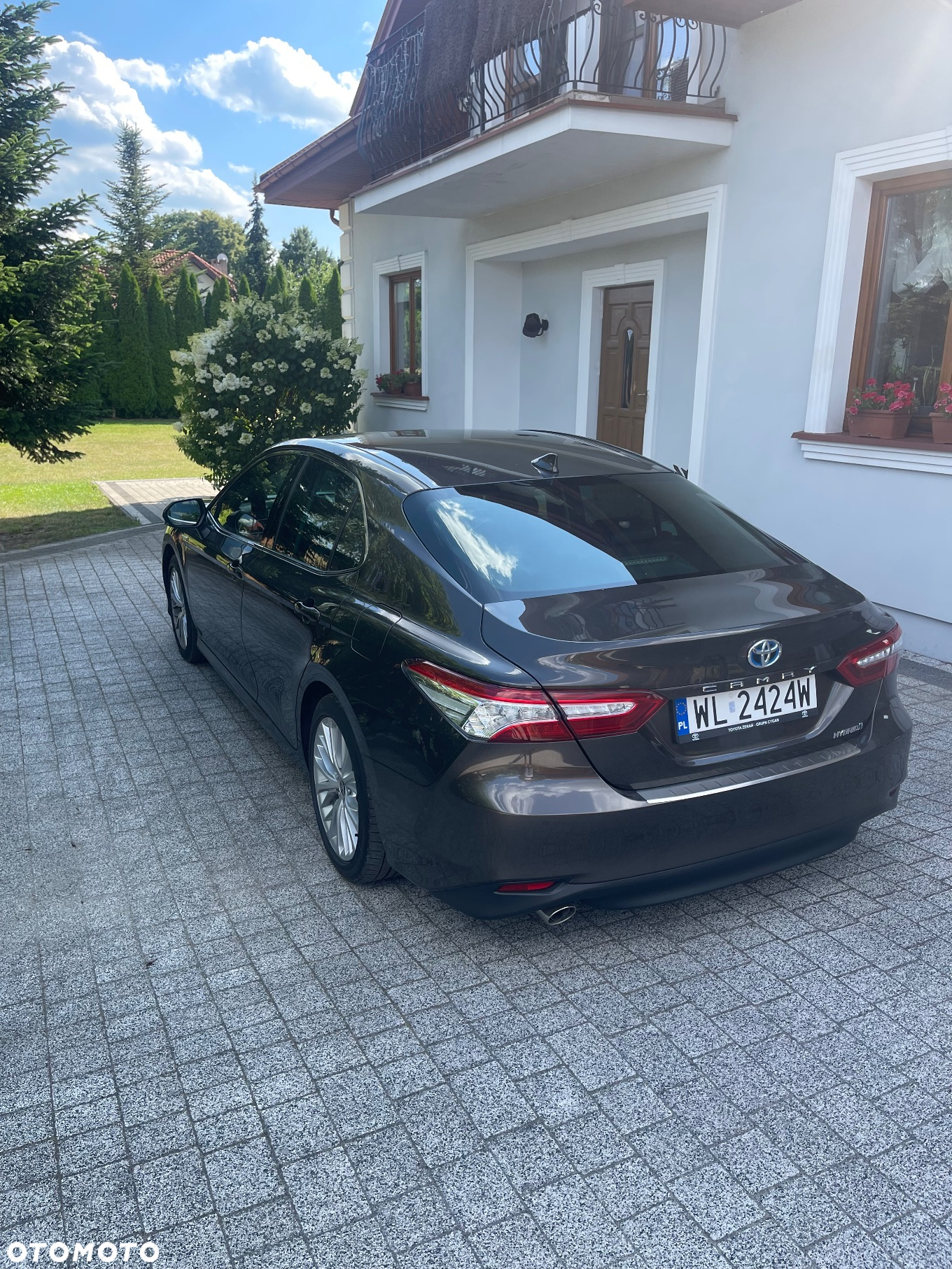 Toyota Camry 2.5 Hybrid Executive CVT - 3