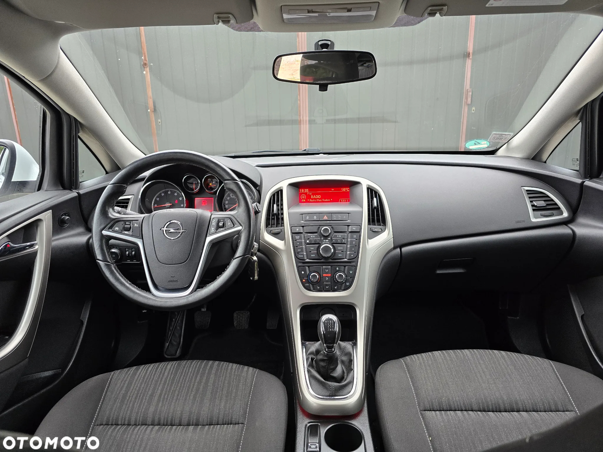 Opel Astra 1.4 Turbo Sport - 24