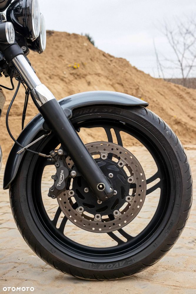 Triumph Thunderbird - 28