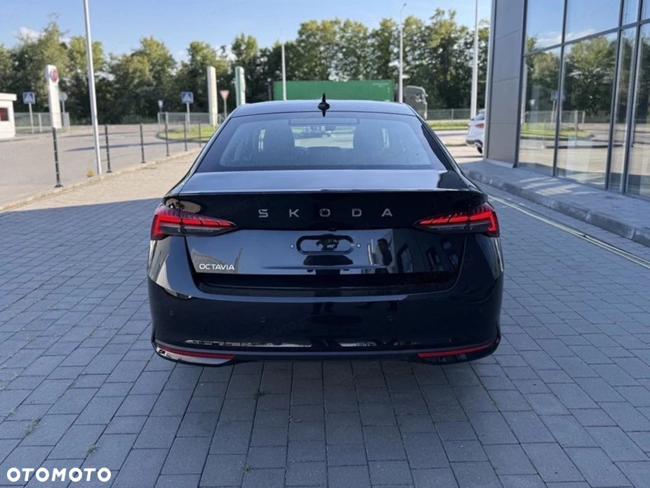 Skoda Octavia 1.5 TSI mHEV Drive Selection DSG - 6