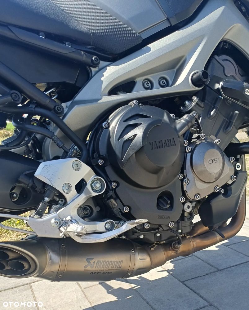 Yamaha MT - 6