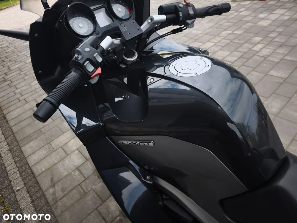 BMW K - 9