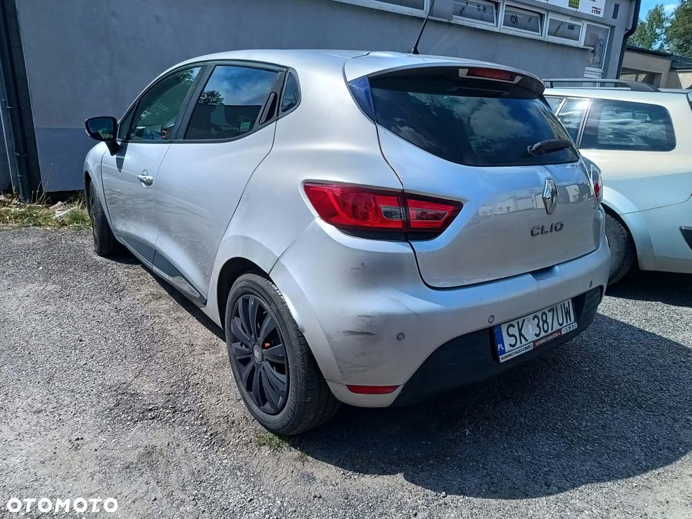 Renault Clio - 7