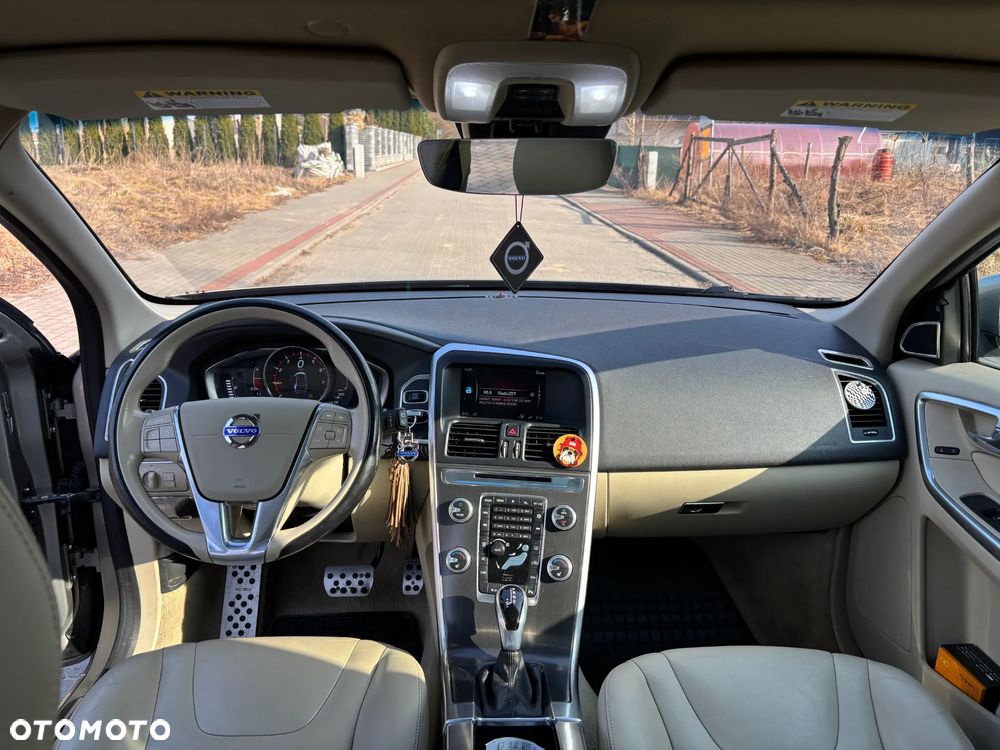 Volvo XC 60 T5 Drive-E Kinetic - 8