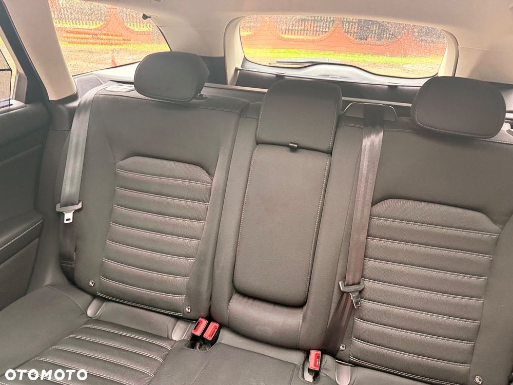 Ford Mondeo 2.0 EcoBlue Executive Plus - 31