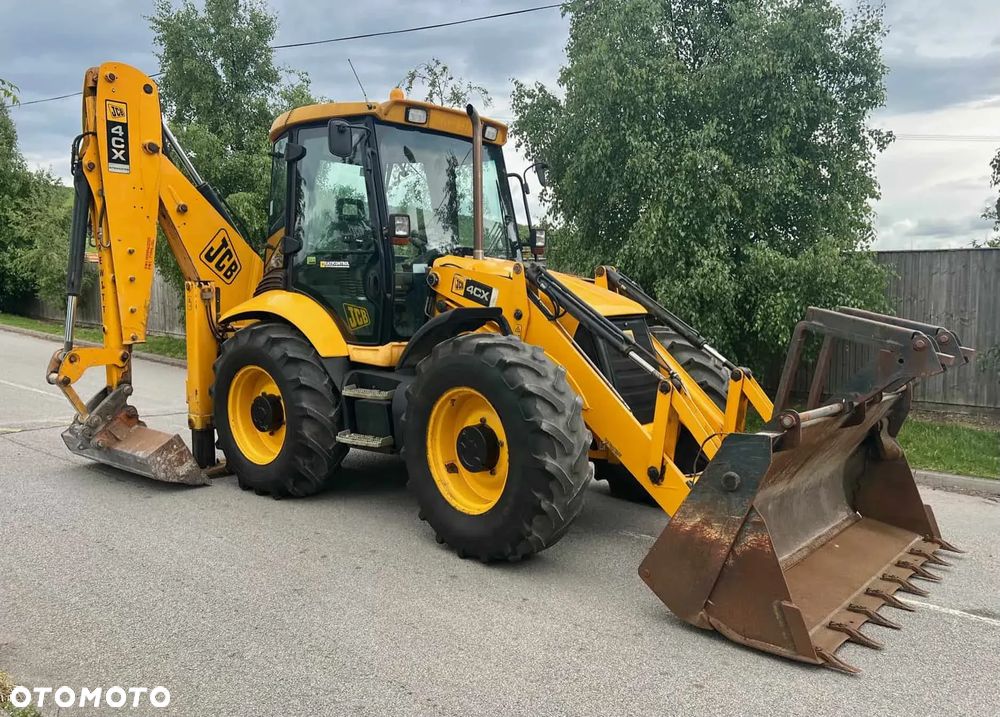 JCB 4CX SITEMASTER - 7