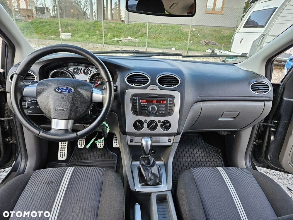 Ford Focus - 12