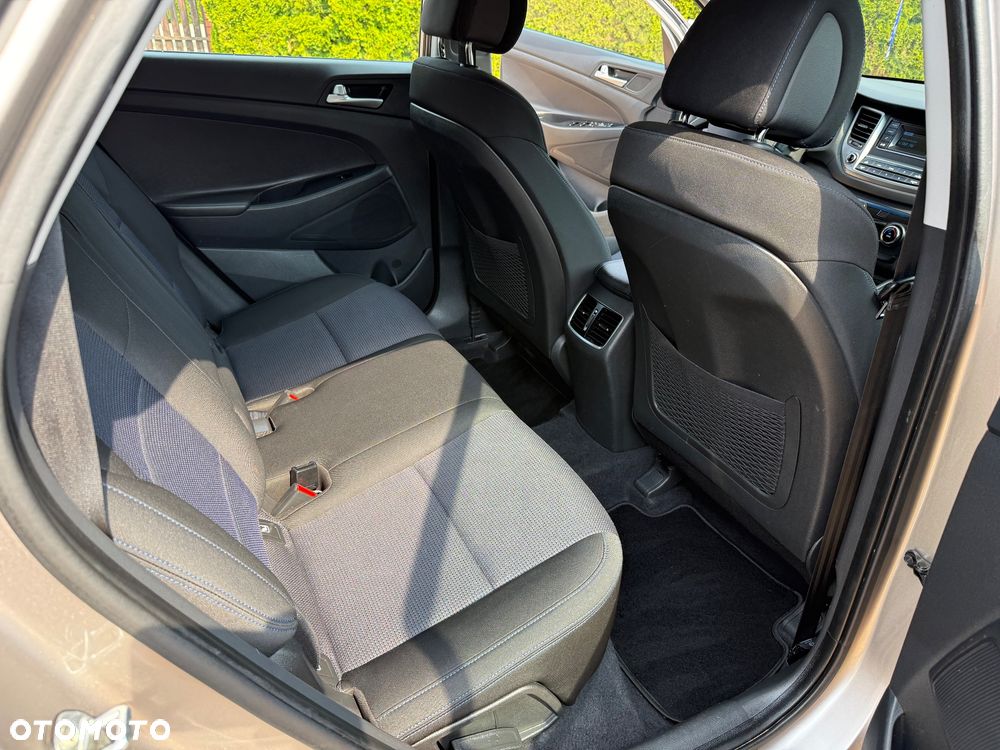 Hyundai Tucson blue 1.6 GDi 2WD Trend - 23