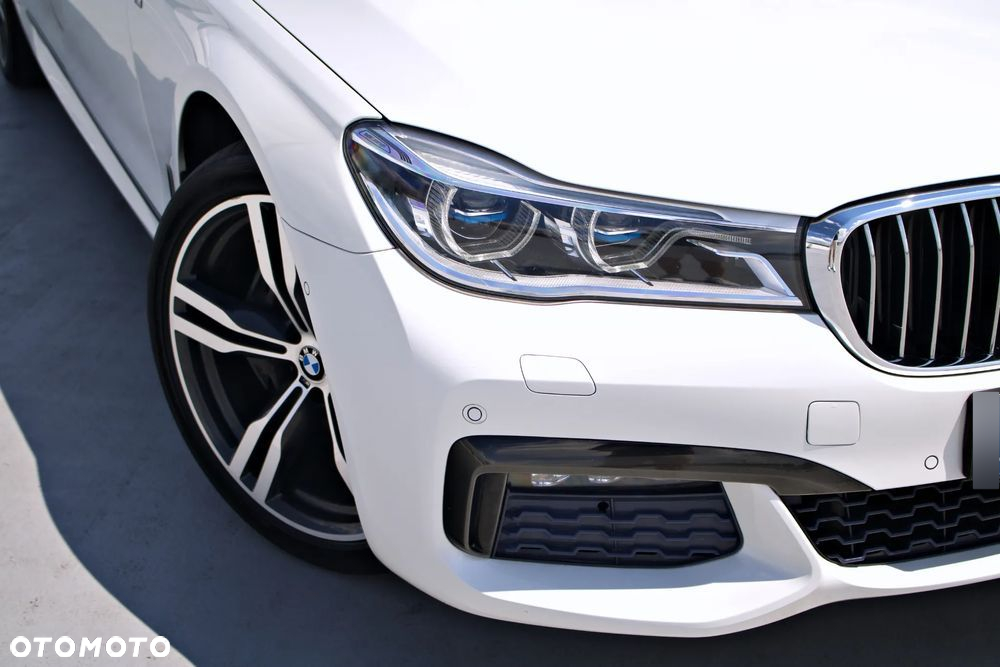 BMW Seria 7 740d xDrive - 18