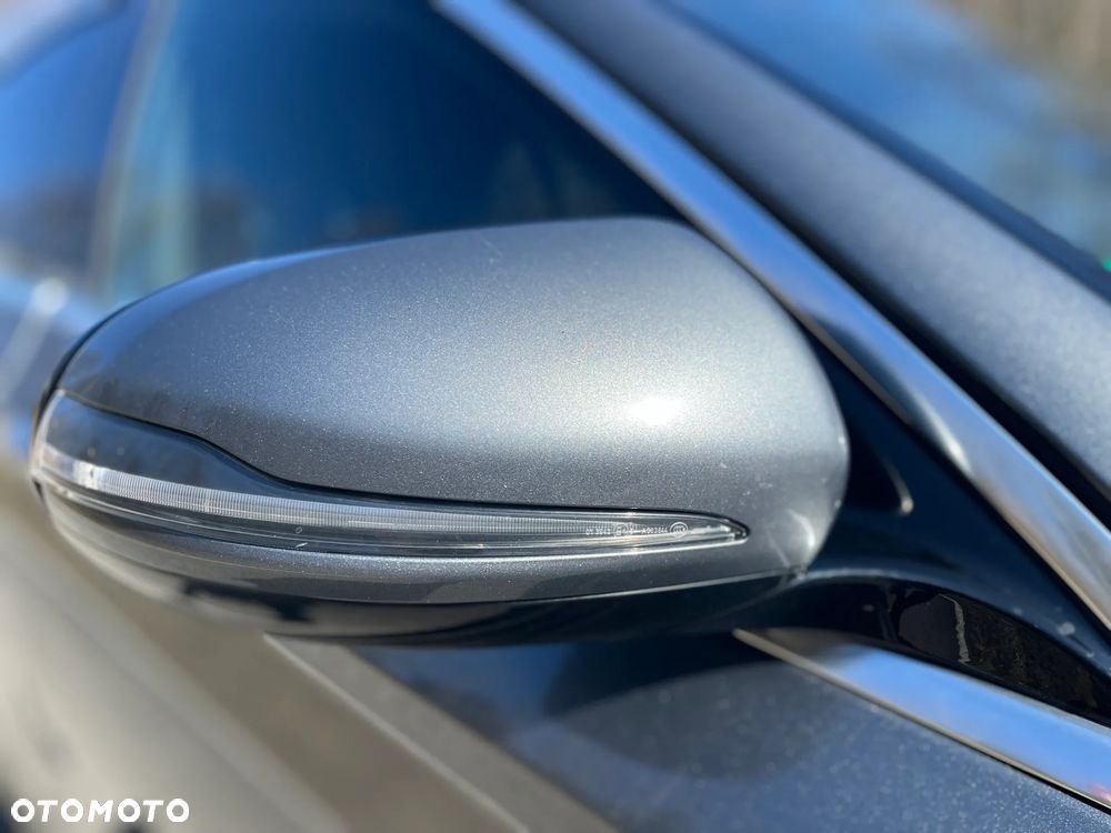 Mercedes-Benz Klasa E 400 d 4-Matic 9G-TRONIC - 33