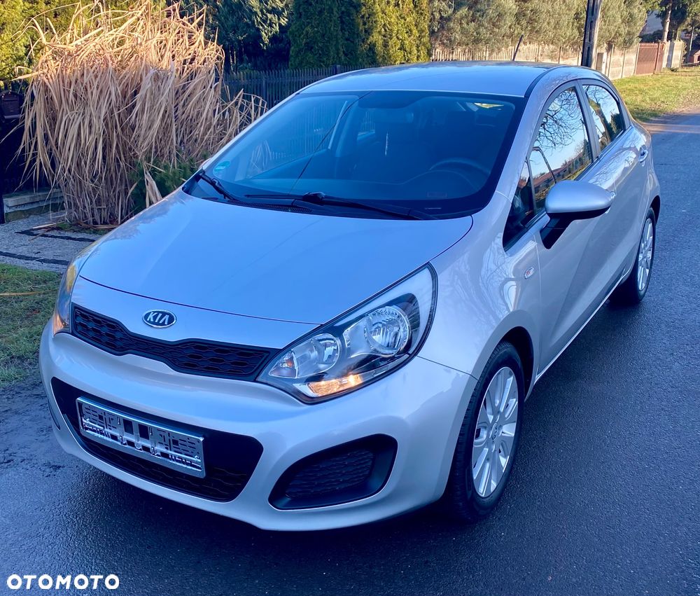 Kia Rio 1.2 Attract - 3