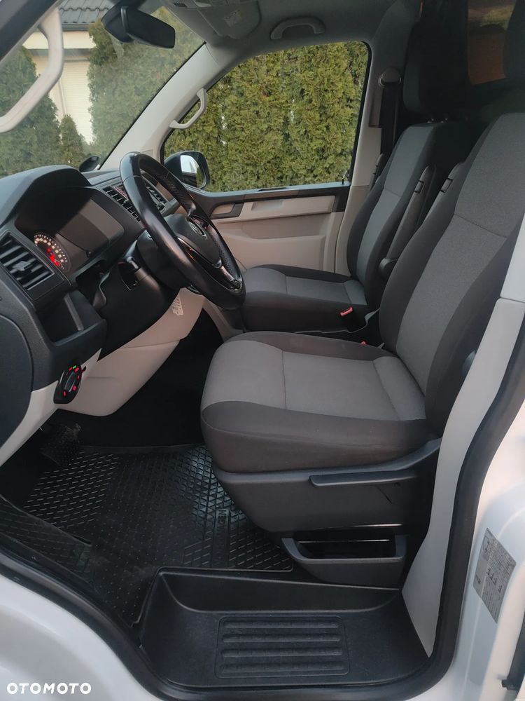 Volkswagen Transporter T6 L1H1 2.0 TDI 150 kM - 21
