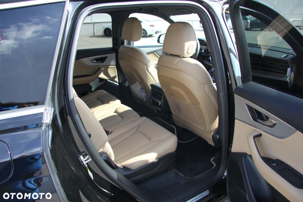 Audi Q7 45 TDI mHEV Quattro S Line Tiptr - 14