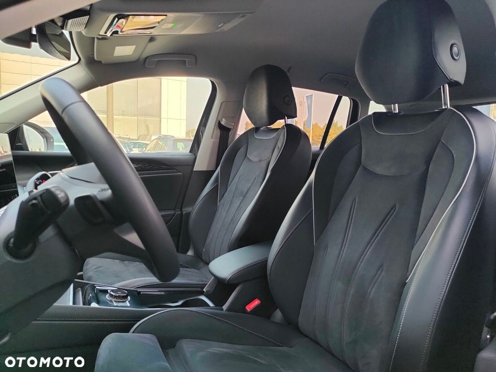 Volkswagen Tiguan - 10
