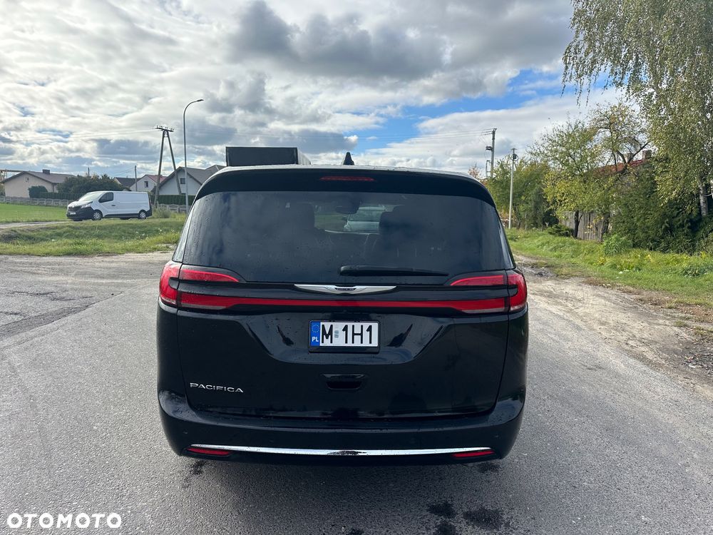 Chrysler Pacifica - 20