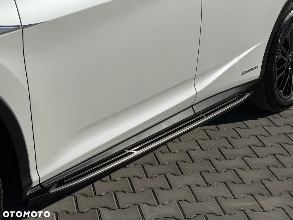 Lexus RX 450h F-Impression - 12
