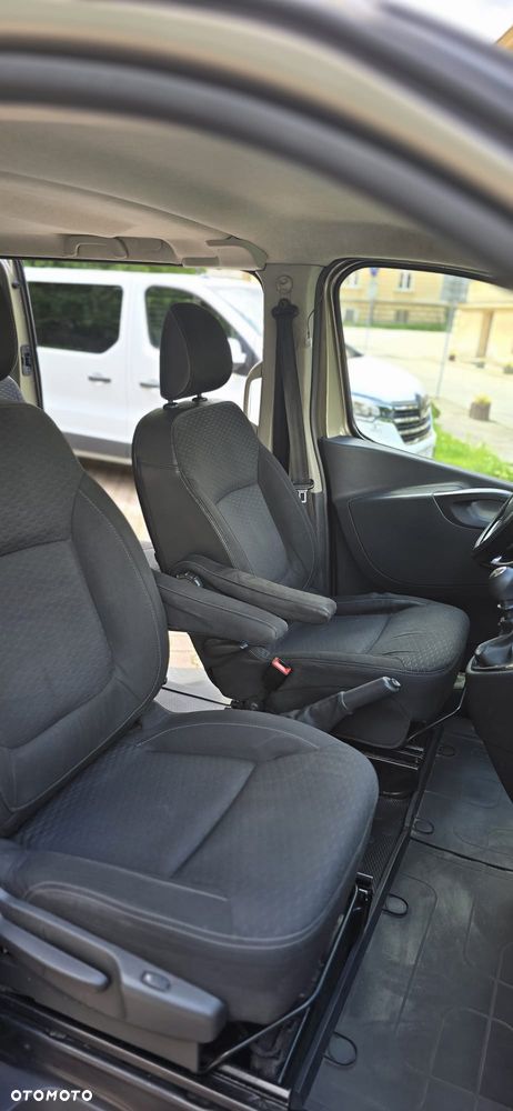 Opel Vivaro L1H1 2.9t Elegance Business - 12