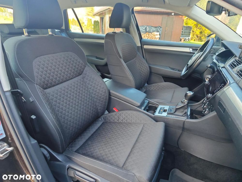 Skoda Superb 1.5 TSI Ambition - 15