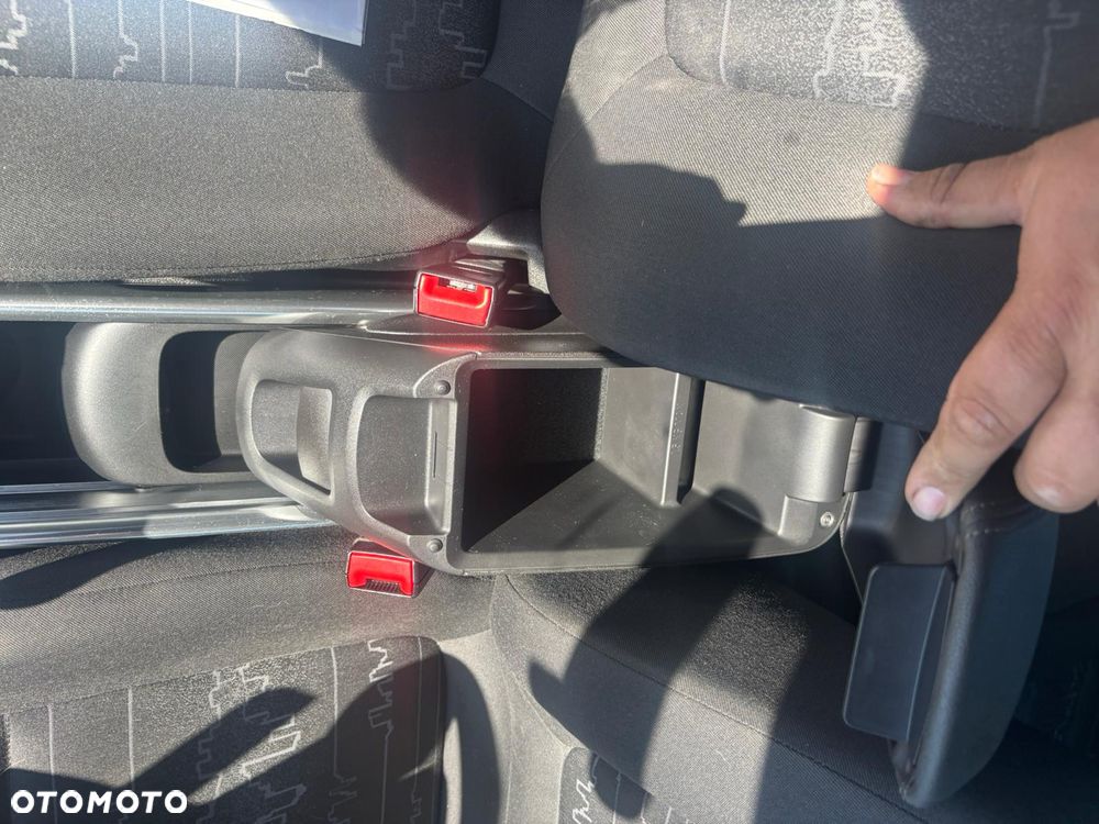 Opel Meriva - 11