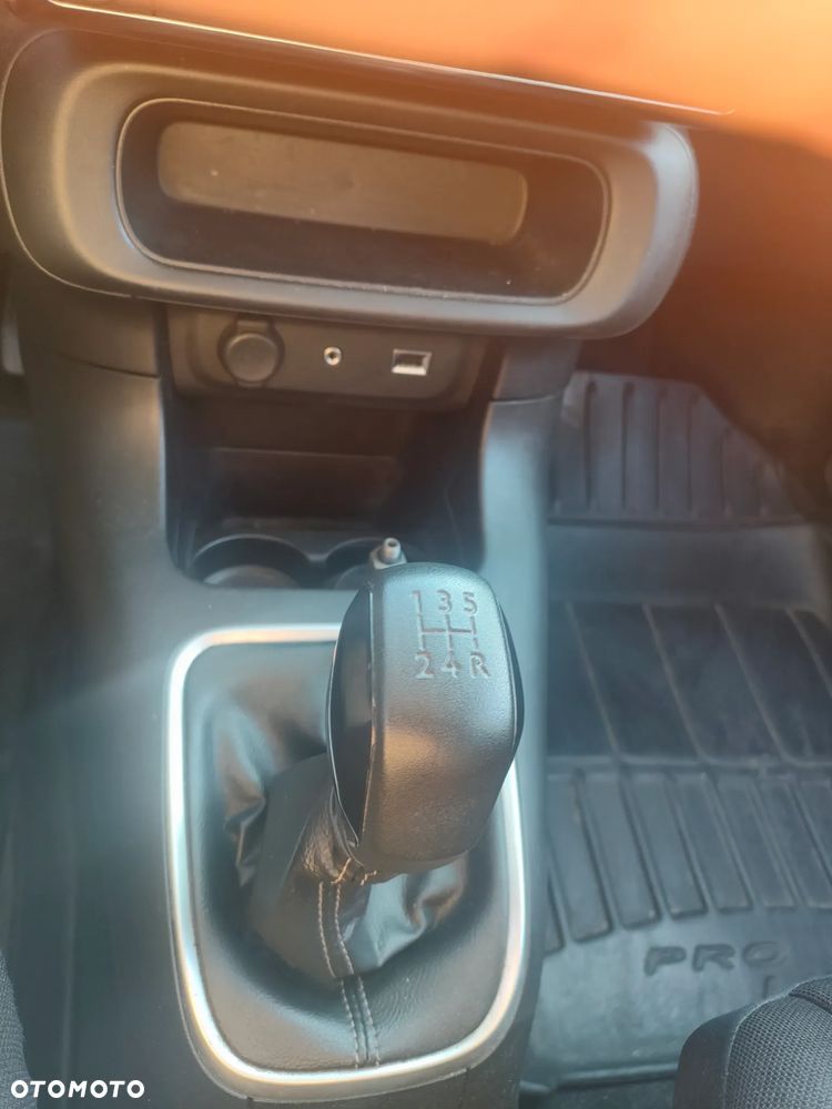 Citroën C3 1.2 PureTech Shine - 12