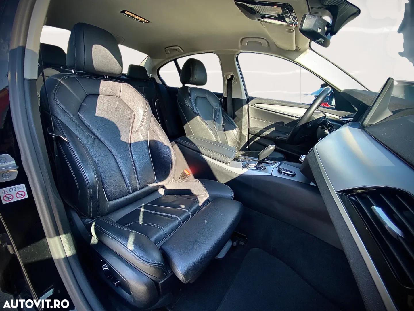 BMW Seria 5 518d AT MHEV - 10