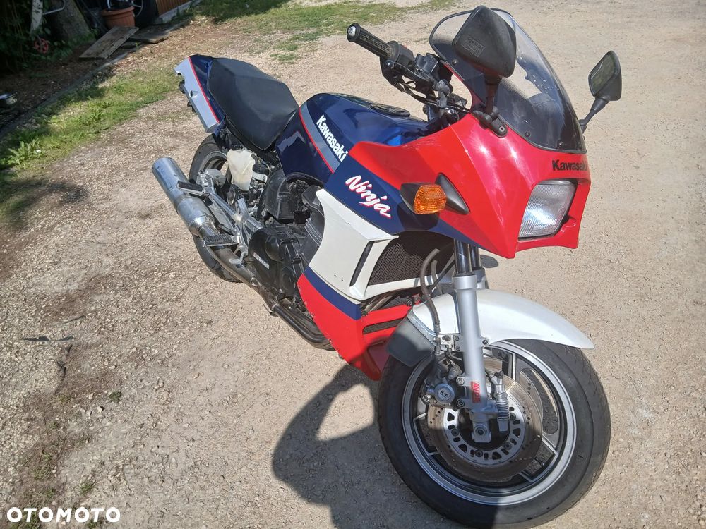Kawasaki GPZ - 3